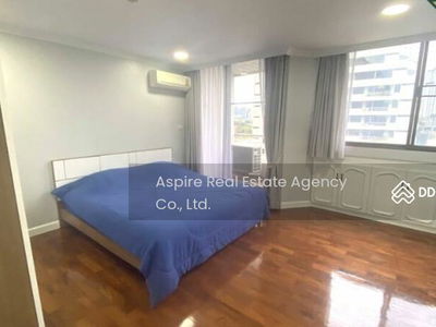 Supalai Place Sukhumvit 39, Bangkok, Thailand Supalai Place Sukhumvit 39, Bangkok, Thailand