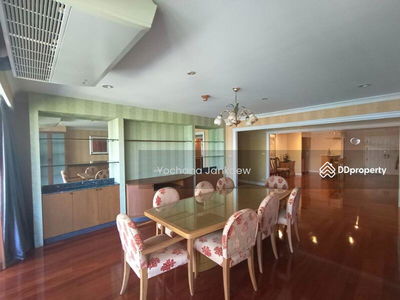 Oriental Towers, Bangkok, Thailand Oriental Towers, Bangkok, Thailand