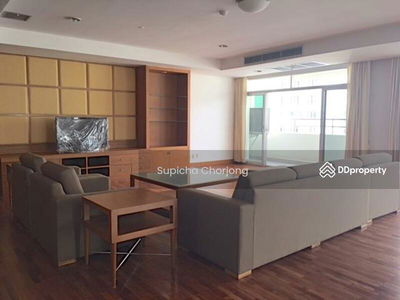 Krungthep Thani Tower, Bangkok, Thailand Krungthep Thani Tower, Bangkok, Thailand