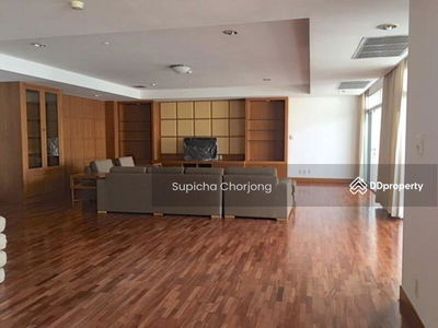 Krungthep Thani Tower, Bangkok, Thailand Krungthep Thani Tower, Bangkok, Thailand