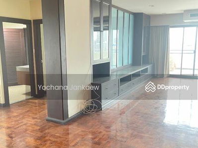 Tower Park, Bangkok, Thailand Tower Park, Bangkok, Thailand