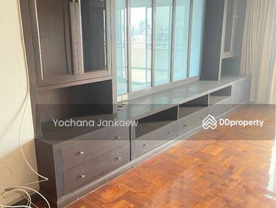 Tower Park, Bangkok, Thailand Tower Park, Bangkok, Thailand