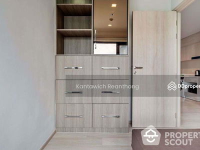 Life One Wireless, Bangkok, Thailand Life One Wireless, Bangkok, Thailand