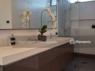 10110, Bangkok, Thailand 10110, Bangkok, Thailand