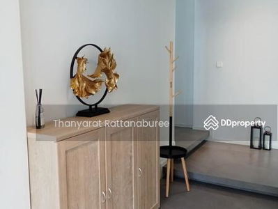 VIVE Rama 9, Bangkok, Thailand VIVE Rama 9, Bangkok, Thailand