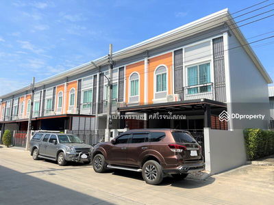 The Verona Village Rama 9 New Krungthepkrita, Bangkok, Thailand The Verona Village Rama 9 New Krungthepkrita, Bangkok, Thailand