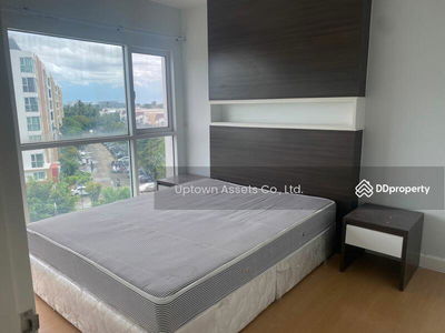 The Lake Kallapraphruk – Wutthakat, Bangkok, Thailand The Lake Kallapraphruk – Wutthakat, Bangkok, Thailand