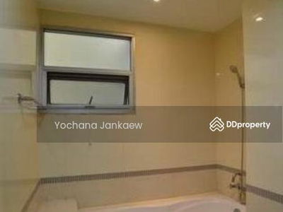 Baan Klang Krung Siam-Pathumwan Condominium, Bangkok, Thailand Baan Klang Krung Siam-Pathumwan Condominium, Bangkok, Thailand