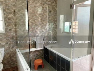 Country Home Lake & Park Assumption - Sriracha, Chon Buri, Thailand Country Home Lake & Park Assumption - Sriracha, Chon Buri, Thailand