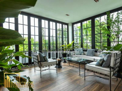 House in Compound, Bangkok