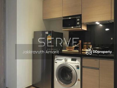 Park Origin Phrom Phong, Bangkok, Thailand Park Origin Phrom Phong, Bangkok, Thailand