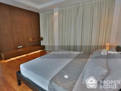 Spacious 4-Bedroom House, Bangkok, Thailand Spacious 4-Bedroom House, Bangkok, Thailand