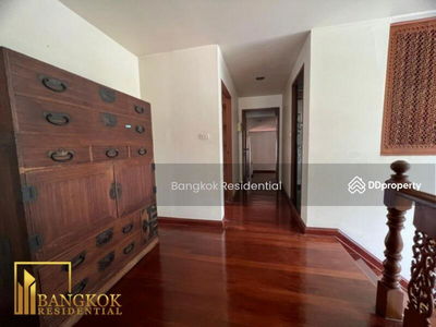 Single House in Compound, Bangkok, Thailand Single House in Compound, Bangkok, Thailand