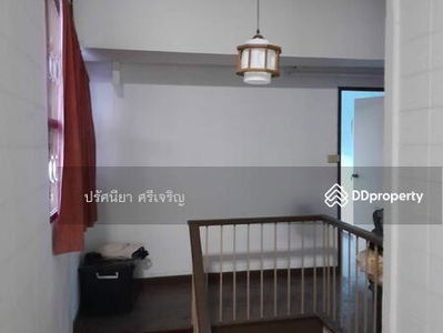 Single house behind The Ninth Mall, Seri Village, 100 sq m, 2 floors, 5 bedrooms, 3 bathrooms, good location, suitable for an office, residence, home office, Bangkok., Thailand Single house behind The Ninth Mall, Seri Village, 100 sq m, 2 floors, 5 bedrooms, 3 bathrooms, good location, suitable for an office, residence, home office, Bangkok., Thailand