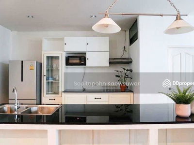 10110, Bangkok, Thailand 10110, Bangkok, Thailand