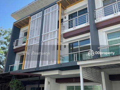 Chuan Chuen Modus Centro, Nonthaburi, Thailand Chuan Chuen Modus Centro, Nonthaburi, Thailand