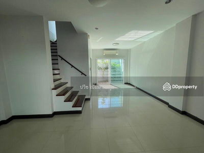 Chuan Chuen Modus Centro, Nonthaburi, Thailand Chuan Chuen Modus Centro, Nonthaburi, Thailand