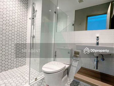 Altitude Unicorn Sathorn-Tha Phra, Bangkok, Thailand Altitude Unicorn Sathorn-Tha Phra, Bangkok, Thailand