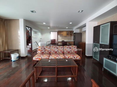 10110, Bangkok, Thailand 10110, Bangkok, Thailand