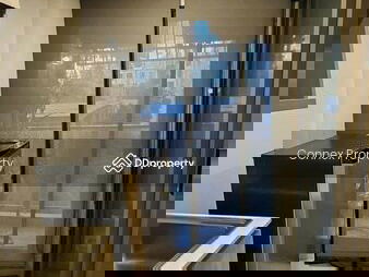 Phyll Phahol 34, Bangkok, Thailand Phyll Phahol 34, Bangkok, Thailand