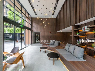 Lyss Ratchayothin, Bangkok, Thailand Lyss Ratchayothin, Bangkok, Thailand