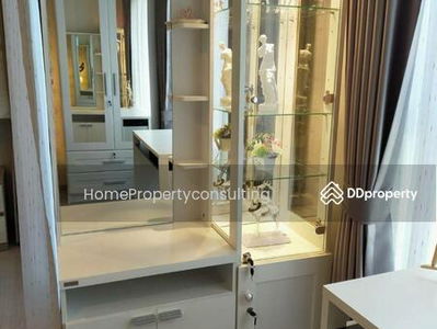 Life Asoke-Rama 9, Bangkok, Thailand Life Asoke-Rama 9, Bangkok, Thailand