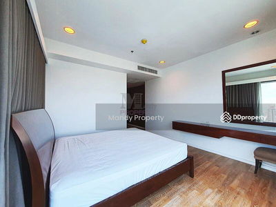 The Royal Maneeya, Bangkok, Thailand The Royal Maneeya, Bangkok, Thailand