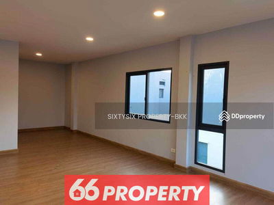 Centro Bangna, Samut Prakan, Thailand Centro Bangna, Samut Prakan, Thailand