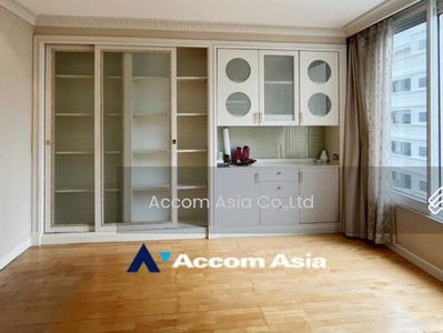 Langsuan Ville, Bangkok, Thailand Langsuan Ville, Bangkok, Thailand