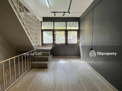 Home Office Sukhumvit 55 Thonglor Soi 14, Bangkok, Thailand Home Office Sukhumvit 55 Thonglor Soi 14, Bangkok, Thailand