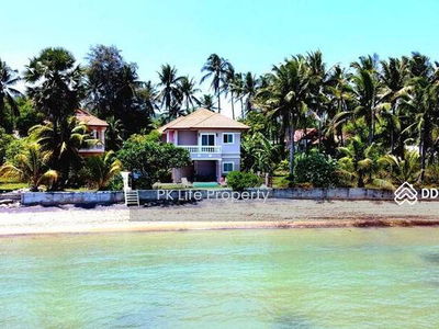 Gehäuse In Ban Ratsada, Thailand Gehäuse In Ban Ratsada, Thailand