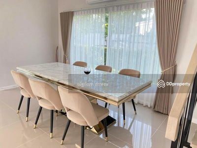 Laddarom Tiwanon, Pathum Thani, Thailand Laddarom Tiwanon, Pathum Thani, Thailand