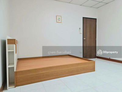 2-story townhouse, Rattanathibet 15 (Intersection 5), Nonthaburi, Nonthaburi, Thailand 2-story townhouse, Rattanathibet 15 (Intersection 5), Nonthaburi, Nonthaburi, Thailand