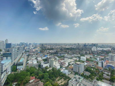 Whizdom Avenue Ratchada-Ladprao, Bangkok, Thailand Whizdom Avenue Ratchada-Ladprao, Bangkok, Thailand