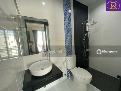 Arinsiri Country Hill, Huai Kapi Subdistrict, Mueang Chon Buri District, Chon Buri Province, Chon Buri, Thailand Arinsiri Country Hill, Huai Kapi Subdistrict, Mueang Chon Buri District, Chon Buri Province, Chon Buri, Thailand