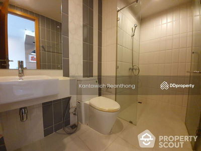 Circle Condominium, Bangkok, Thailand Circle Condominium, Bangkok, Thailand