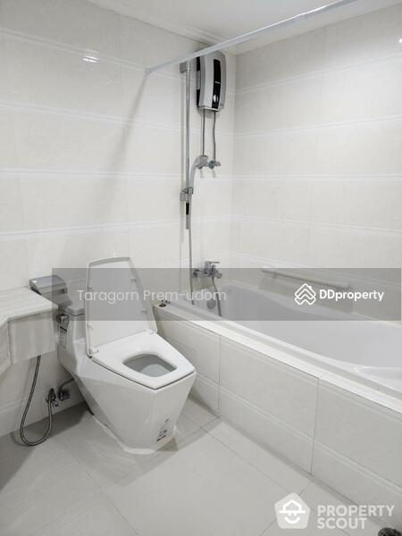 Acadamia Grand Tower, Bangkok, Thailand Acadamia Grand Tower, Bangkok, Thailand