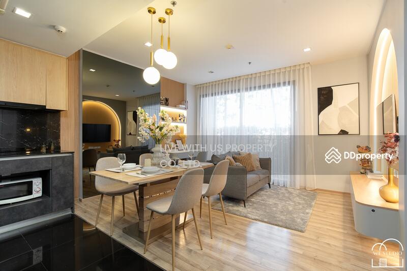 The Line Jatujak-Mochit, Bangkok, Thailand The Line Jatujak-Mochit, Bangkok, Thailand