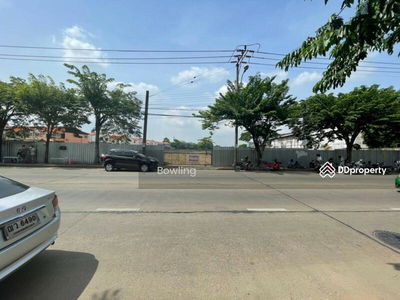 Land for rent, next to the road along Phasi Charoen Canal, North Side, Nong Khaem, 9 rai 3 ngan 89 sq m, suitable for commercial marketing, Bangkok, Thailand Land for rent, next to the road along Phasi Charoen Canal, North Side, Nong Khaem, 9 rai 3 ngan 89 sq m, suitable for commercial marketing, Bangkok, Thailand