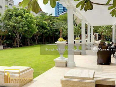 Royal Residence park, Bangkok, Thailand Royal Residence park, Bangkok, Thailand