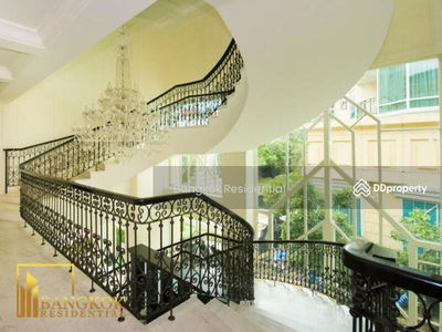 Royal Residence park, Bangkok, Thailand Royal Residence park, Bangkok, Thailand