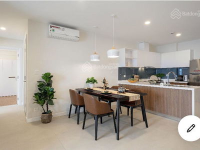 Kosmo Tay Ho, Vietnam Kosmo Tay Ho, Vietnam