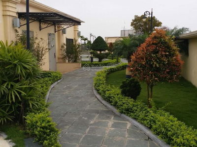 D'. Le Pont D'or - Hoang Cau, Vietnam D'. Le Pont D'or - Hoang Cau, Vietnam