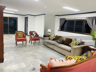 Baan Royal Nakarin Villa, Bangkok, Thailand Baan Royal Nakarin Villa, Bangkok, Thailand