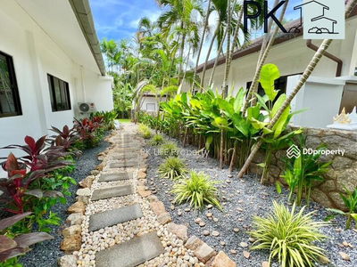 Housing in Ban Chalong, Thailand Housing in Ban Chalong, Thailand