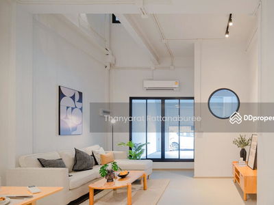 Townhome renovate at Charoen Krung, Bangkok, Thailand Townhome renovate at Charoen Krung, Bangkok, Thailand