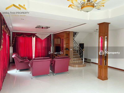 1HP0028, Chon Buri, Thailand 1HP0028, Chon Buri, Thailand