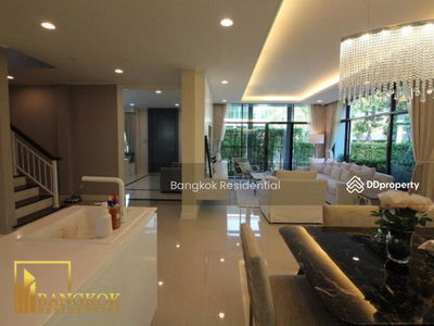 House in Compound, Bangkok, Thailand House in Compound, Bangkok, Thailand