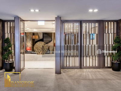 Runesu Thonglor 5, Bangkok, Thailand Runesu Thonglor 5, Bangkok, Thailand