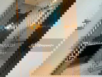 Sindhorn Residence, Bangkok, Thailand Sindhorn Residence, Bangkok, Thailand